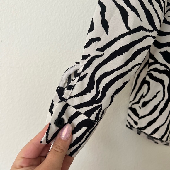 Zebra Button Down Dress - Picture 10 of 10